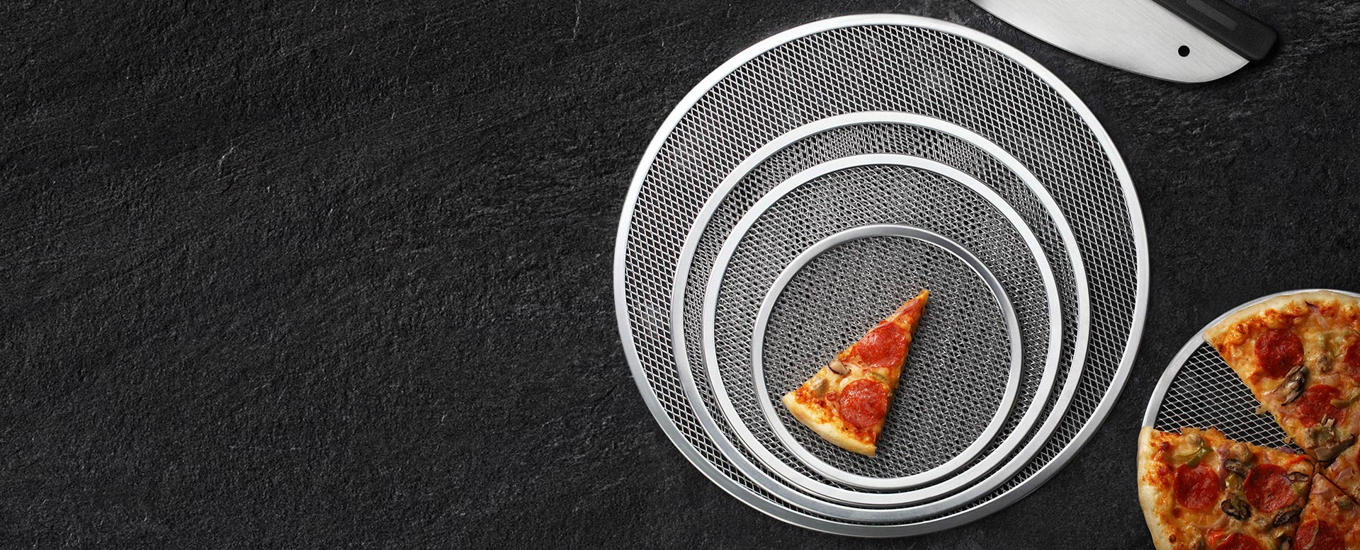 Scáileáin pizza alúmanaim