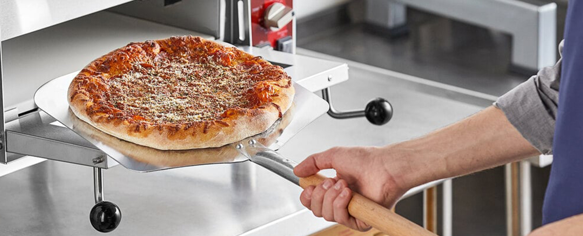 Peels pizza alumimum